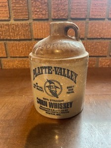 lot 352 image: Platte Valley Corn Whiskey Jug