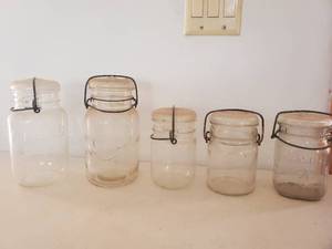 lot 377 image: Collection Of Vintage Mason Jars