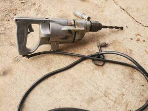 lot 432 image: Vintage Milwaukee Heavy Duty Drill