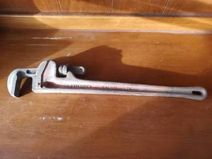 lot 442 image: Vintage 24 Rigid Pipe Wrench