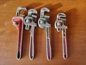 lot 446 image: Four Vintage 10 Pipe Wrenches