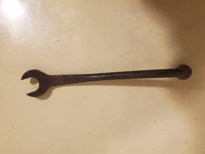 lot 482 image: Vintage Ford Wrench