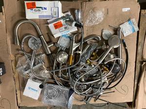 Moen Kitchen Faucets, Bathroom Faucets, Shower Heads - Chrome and Stainless Steel