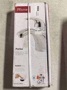Single-Handle, Lavatory Sink Faucet - Polished Chrome