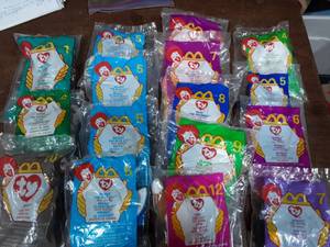 16 Assorted Beanie Babies