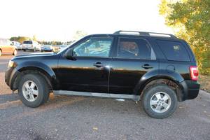 2009 Ford Escape XLT - 4WD