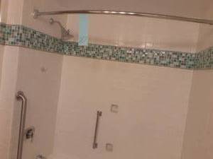 lot 287 image: Bathroom Hardware