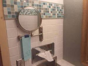 lot 683 image: Magnifying Mirror 9