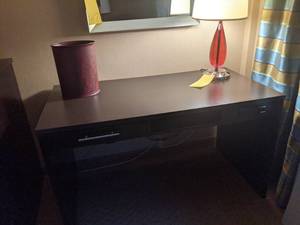 lot 416 image: Computer Desk w Built In Outlets & Red Teardrop Lamp