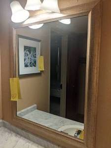 lot 421 image: Beautiful Large Mirror w Gold Frame