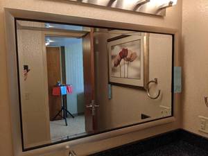 lot 295 image: Beautiful Large Mirror with Silver Trim