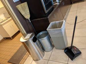 lot 230 image: Janitorial Lobby Dustpan and Broom, (3) Various Garbages