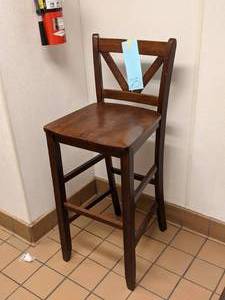 lot 231 image: Cute Tall Wooden Bar Chair with Back
