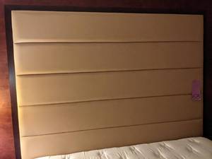 lot 573 image: Classic Headboard - King