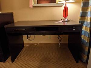 lot 610 image: Computer Desk w Built In Outlets & Red Teardrop Lamp
