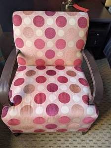 lot 346 image: Fancy Polka Dot Chair