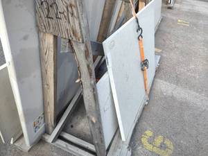lot 78 image: Assorted Countertop Remnants...
