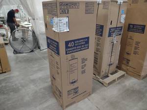 lot 236 image: Rheem 40 Gallon Natural Gas Water H...