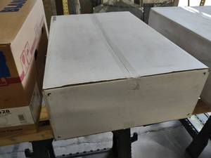 lot 317 image: Kohler 3171-NA Sink...