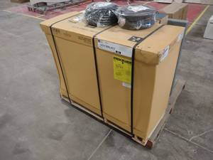 lot 378 image: Fujitsu Mini-Split HVAC Unit includ...