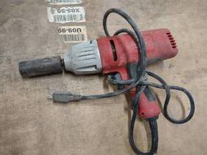 lot 535 image: Milwaukee Heavy Duty 12 Impact Wre...