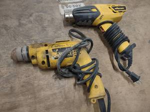 lot 549 image: Wagner Heat  Gun & Dewalt Drill...