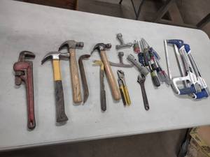 lot 498 image: Assorted Tools...
