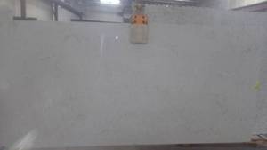 lot 18 image: (1) Slab Quartz Auric (Coronna Aura...