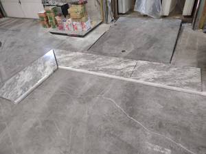 lot 189 image: Laminate Countertop, See pics for S...