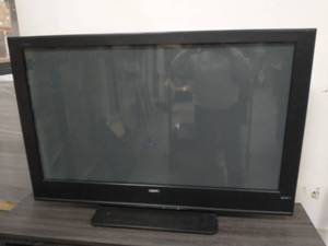 lot 7 image: Large Sanyo HDTV