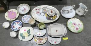 lot 80 image: Large group of ceramic servingware - Limoges, Red Wing, Holland