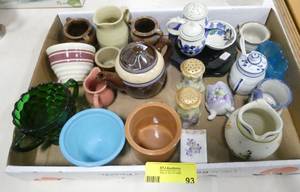 lot 93 image: Miscellaneous group of salt and pepper shakers, cream and sugar, toothpick holders, including a Henriot Quimper creamer