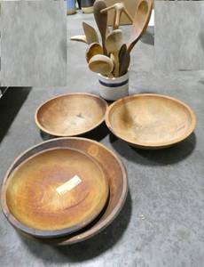 lot 111 image: Tired of stoneware  Try some wood bowls and spoons