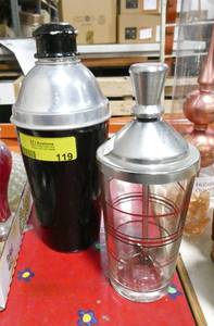 lot 119 image: A drink mixer and a shaker