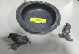lot 126 image: These 3 items, the tray and birds are very heavy and make me wonder if they are lead