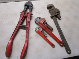 Pipe wrenches with Ridgid 8 and 10...