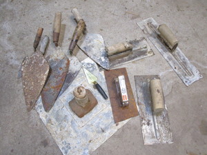 Trowels, mudboard...