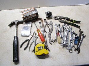 Combination wrenches, gear puller 3...