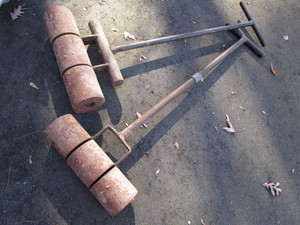 Roller compactors - manual for rubb...