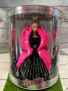 lot 9 image: Happy Holidays 1998 Barbie Doll