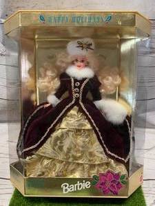 lot 10 image: Mattel 15646 Christmas Happy Holidays Special Edition Barbie
