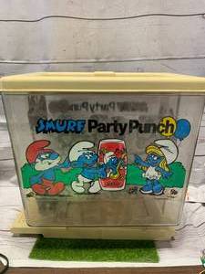 lot 28 image: Very Rare Smurf Party Punch Beverage Dispenser 16� Tall