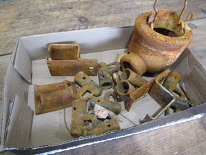 Well water catch pot, mounts & hard...