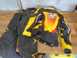 Snowmobile Jacket & Bibs, size M, s...