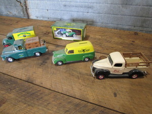 Ertl truck banks, qty 5...