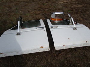 Complete doors from 1997 F150, work...