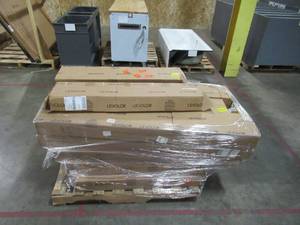 lot 305 image: Wholesale Pallet Of Levolor Window Coverings In Various Sizes (Custom Made Blinds Customer Return)