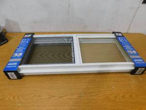 ReliaBilt 31.75-in x 13.75-in x 3-in Jamb Left-operable Vinyl New Construction White Sliding Window Half