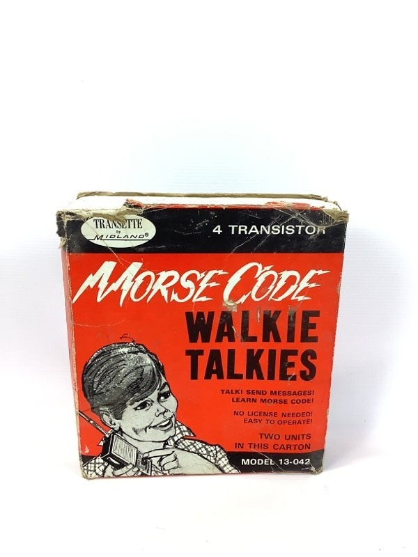 lot I010 image: 1968 Walkie Talkies