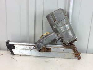 lot A074 image: Clip Head Nailer